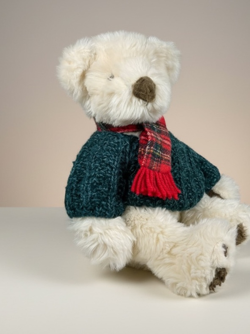 Russ Berrie Bundles Plush White Teddy Bears Dressed Sweater Scarf